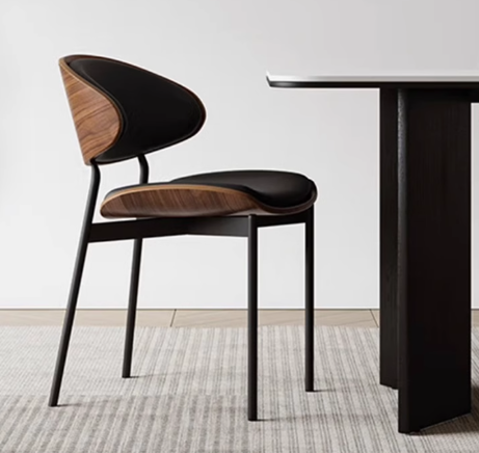 Château Dining Chair